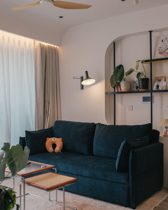Sala moderna de un apartamento amueblado