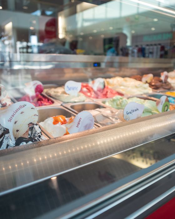 Vitrina de helados de colores